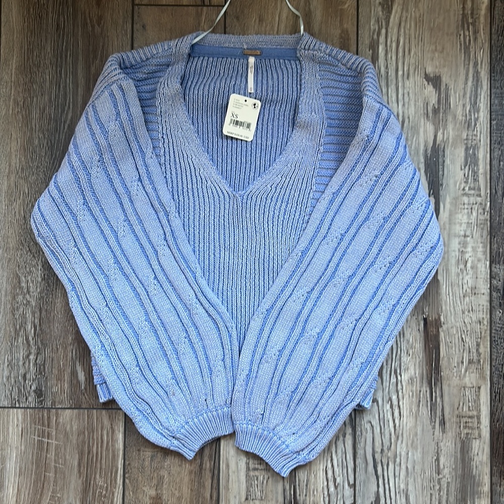 NWT Free People When It Rains V Neck Sweater Cornflower Blue XS - Picture 10 of 10